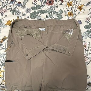 Men's Versatile Tan Hybrid Shorts